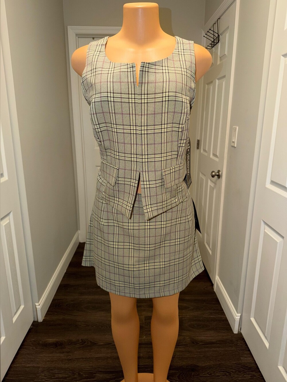 ETERNAL MODA SET PLAID  Sleeveless Shift Dress - skort Gray Plaid size 1X